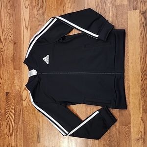 Adidas Jacket YXL